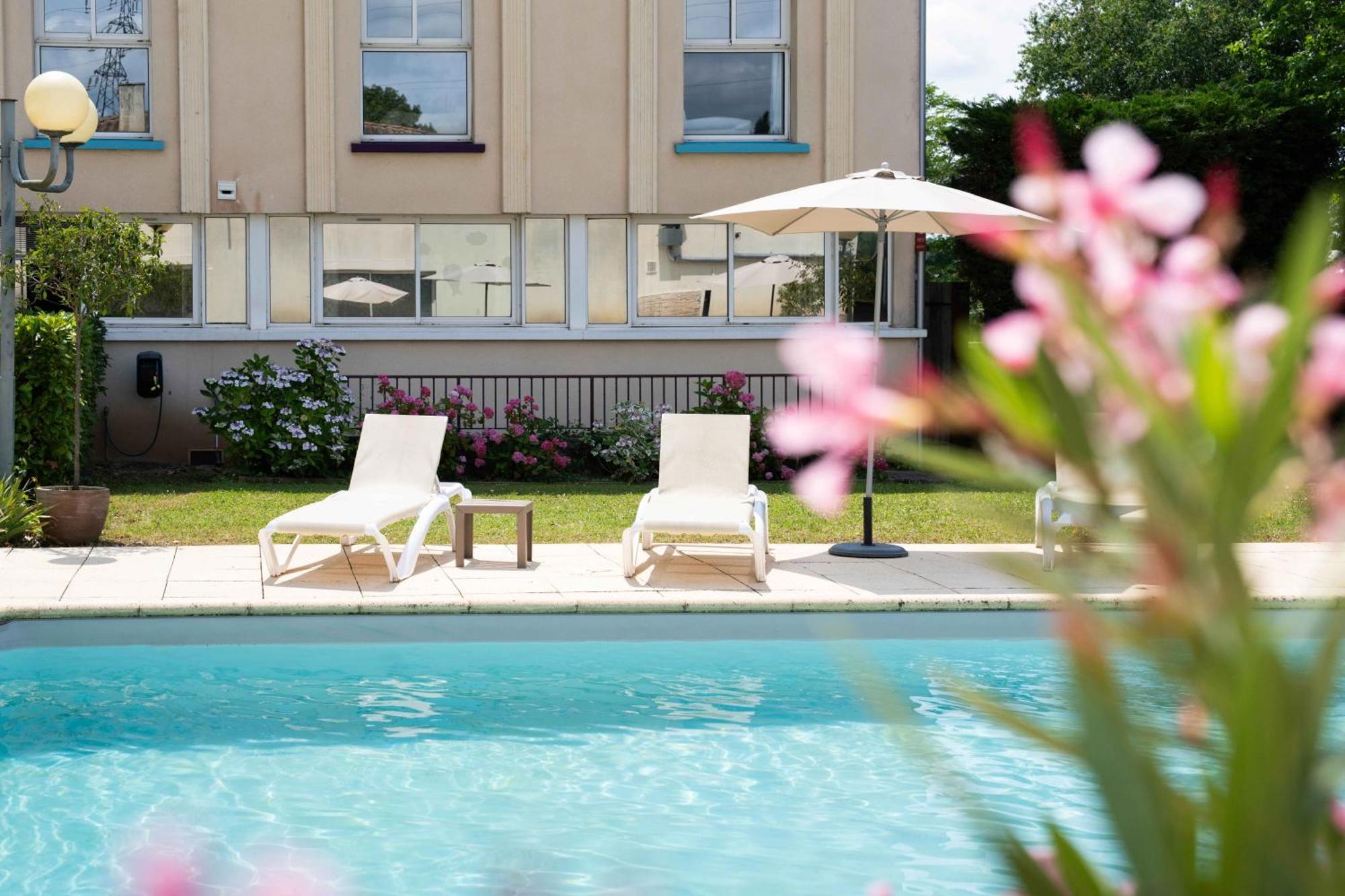 Logis Hotel & Restaurant Ludik Bergerac Exterior foto